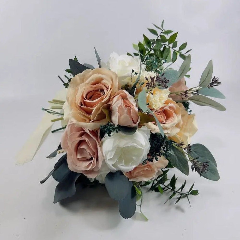 Peach Bridal Bouquet claire de fleurs