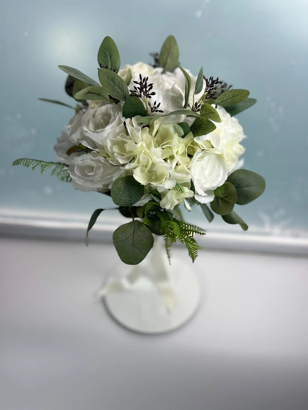 Ivory And White Silk Bridal Bouquet Claire De Fleurs