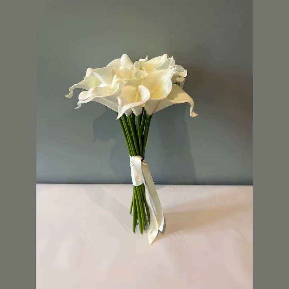 Luxury White/Ivory lilies Wedding Flower Bouquet Claire De Fleurs