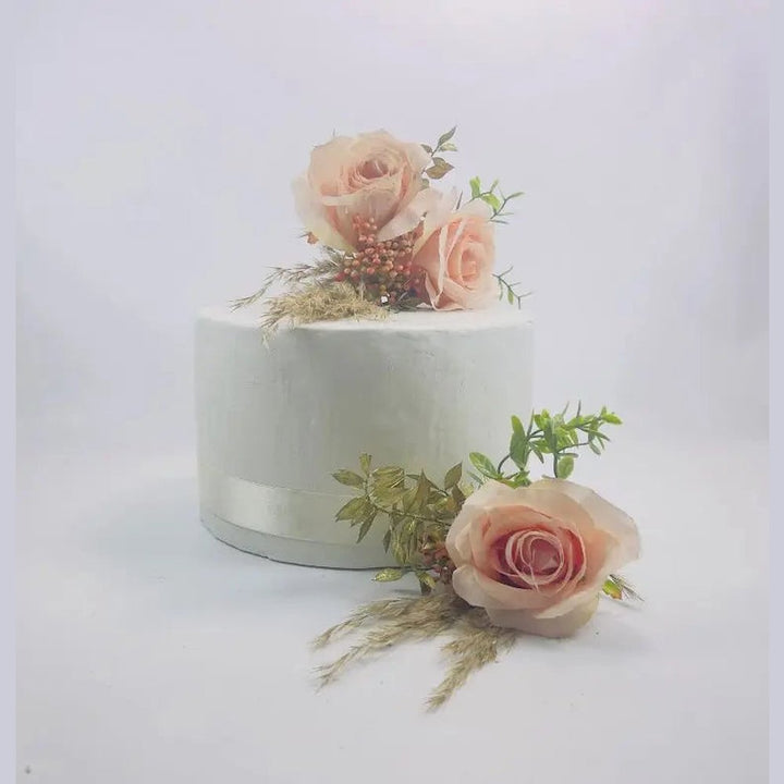 Peach, Gold And Pampas Cake Flowers Toppers - Artificial Silk Flowers Claire De Fleurs