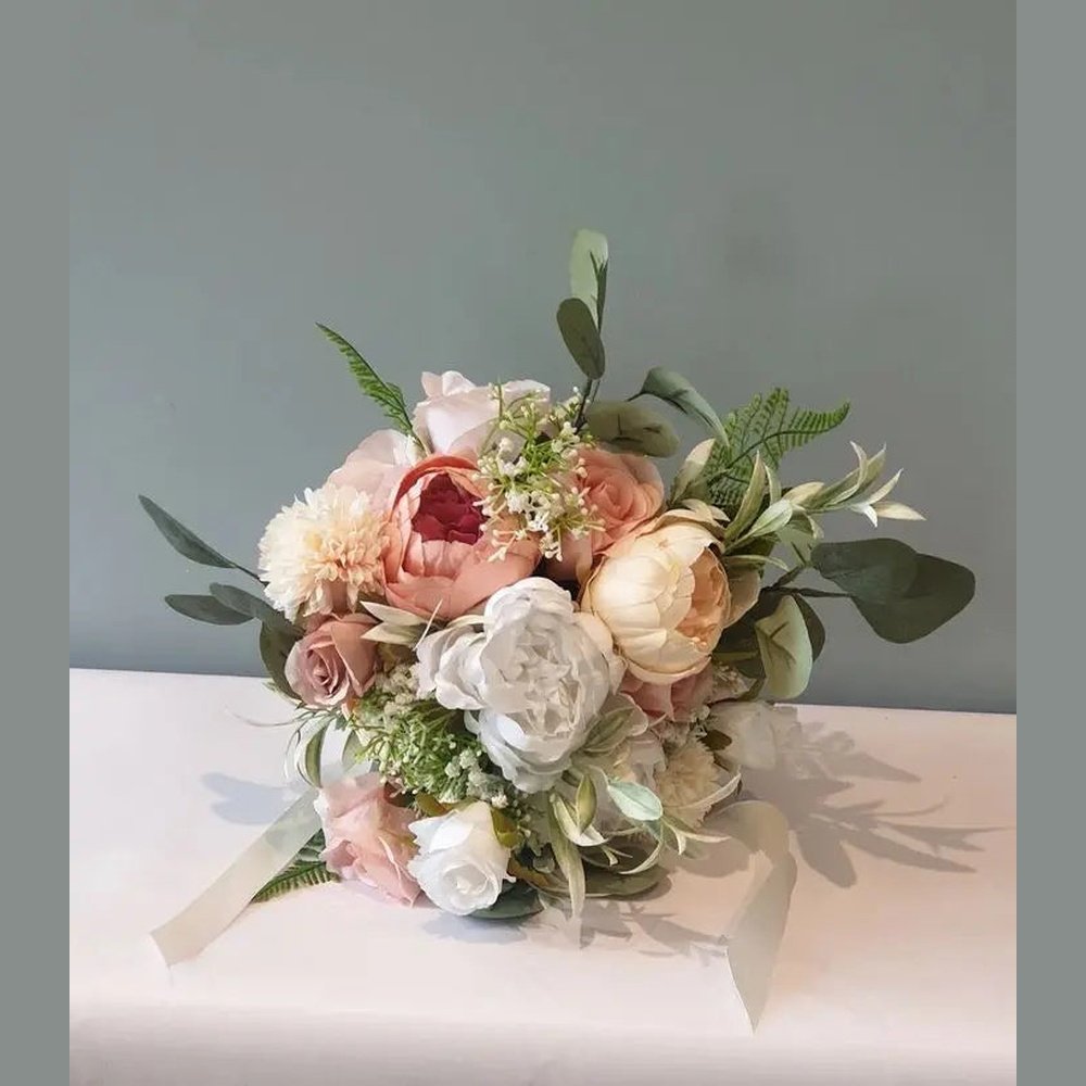 Peach, Nude And White Rose Bouquet Claire De Fleurs