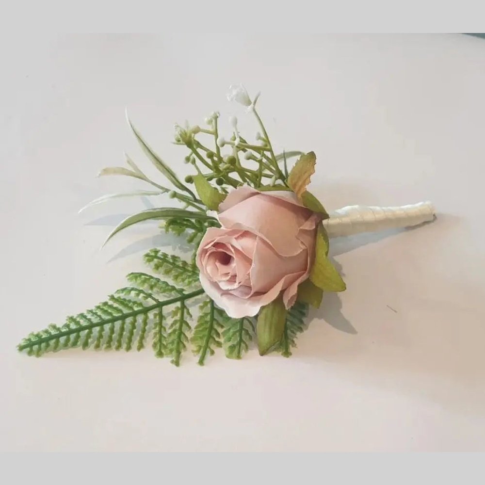 Peach, Nude And White Rose Bouquet Claire De Fleurs