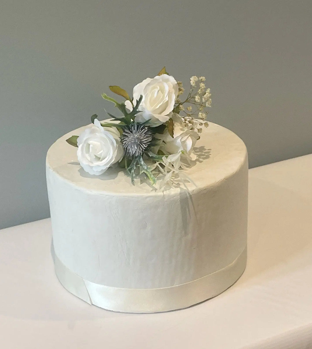 White Rose, Blue Thistle &amp; Broom Cake Flowers Claire De Fleurs